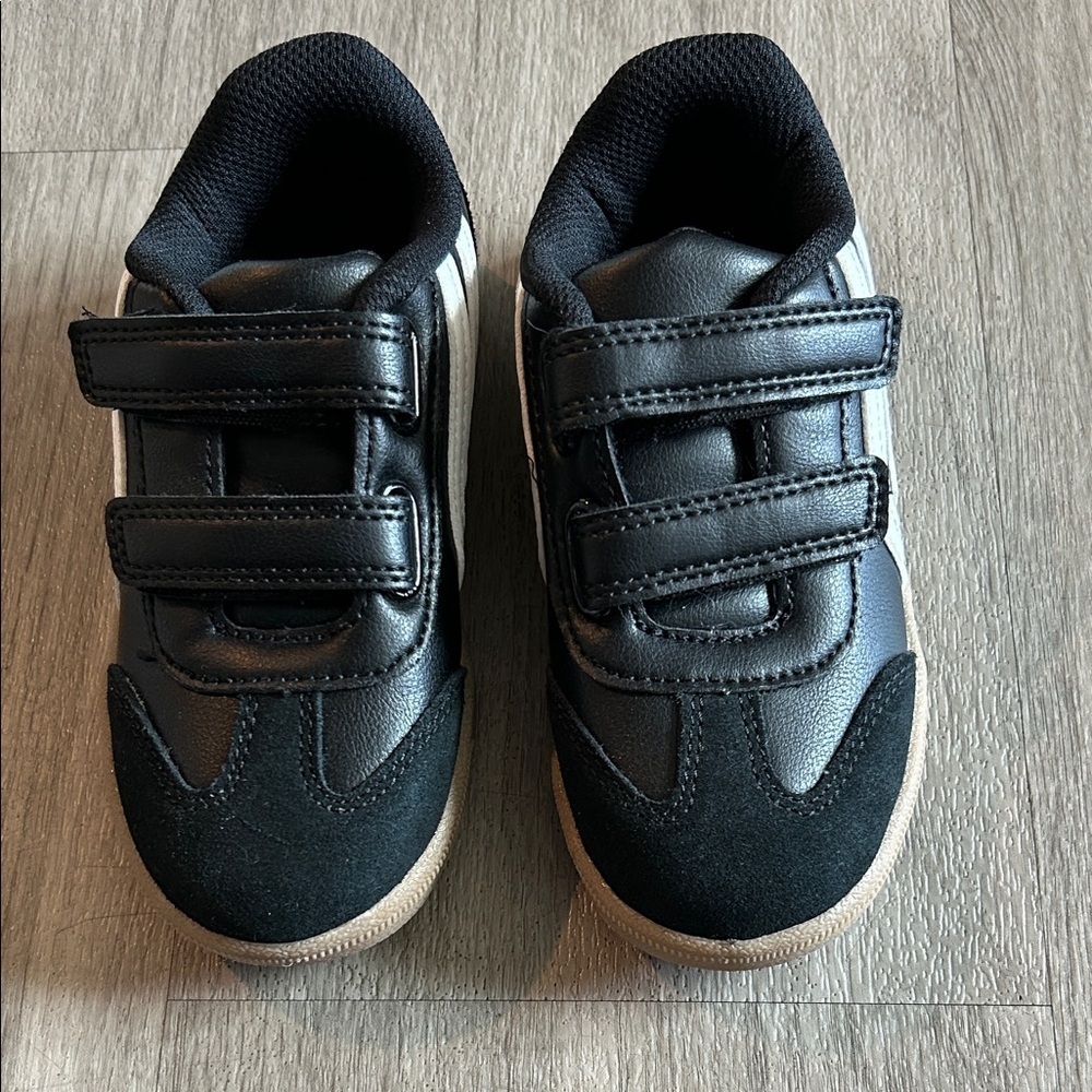 Cat & Jack Black and Tan Kids Sneakers